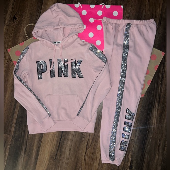 VS PINK Size SMALL RARE HTF Baby Pink Mega Bling Set. - Picture 15 of 16